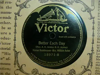 small_victor 18971 b.webp